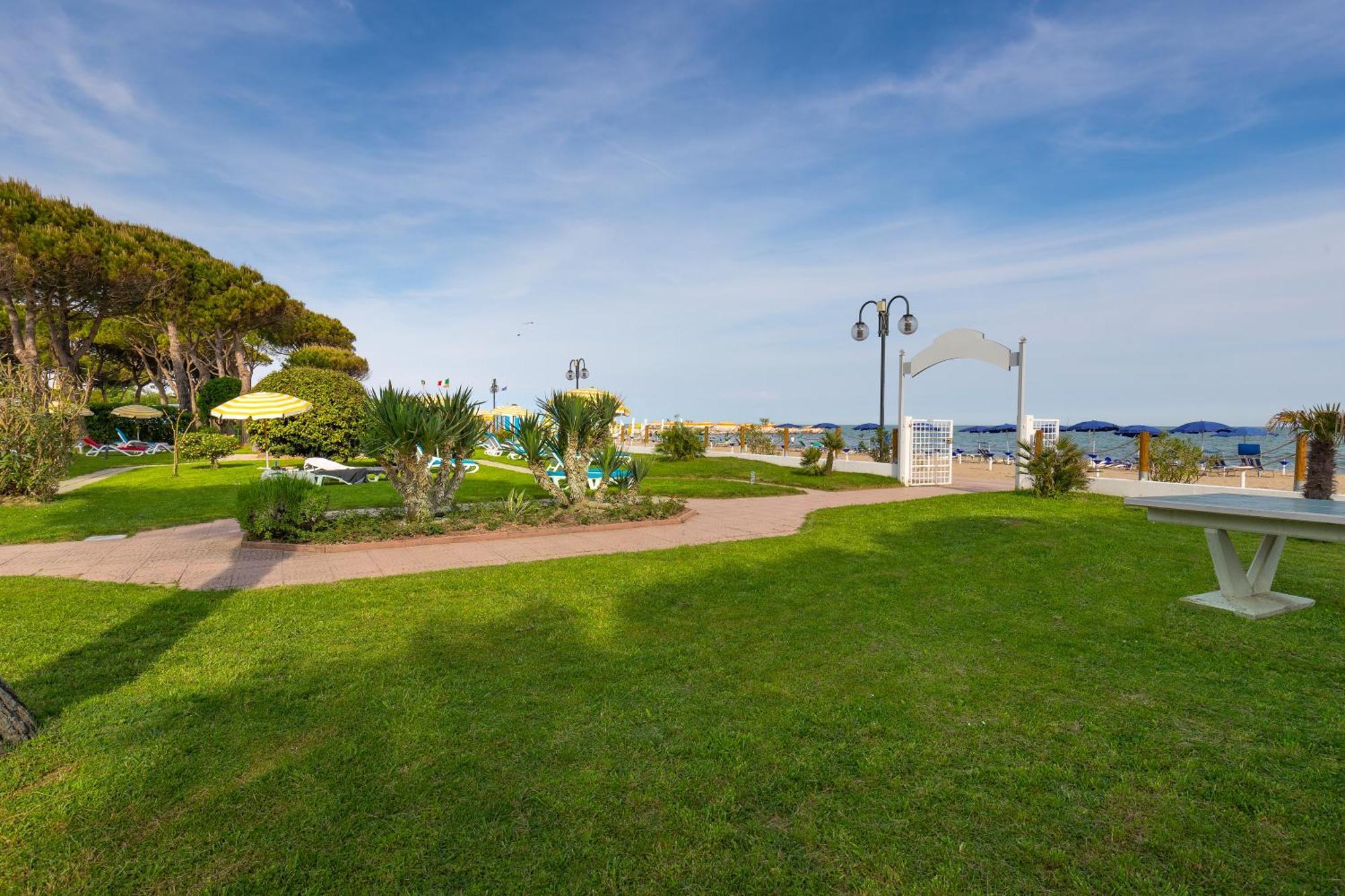 Park Hotel Ermitage Resort & Spa Lido di Jesolo Exterior foto