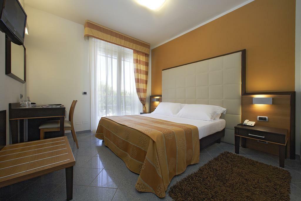 Park Hotel Ermitage Resort & Spa Lido di Jesolo Exterior foto
